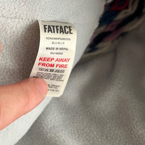 NWT - Fat Face Women’s Hand Knitted 100% Wool Fairisle Bobble Hat - Picture 5 of 6